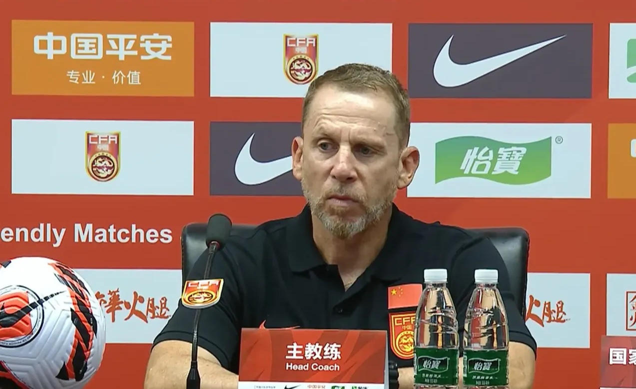 乌兹别克球队实力出众，取得胜利晋级