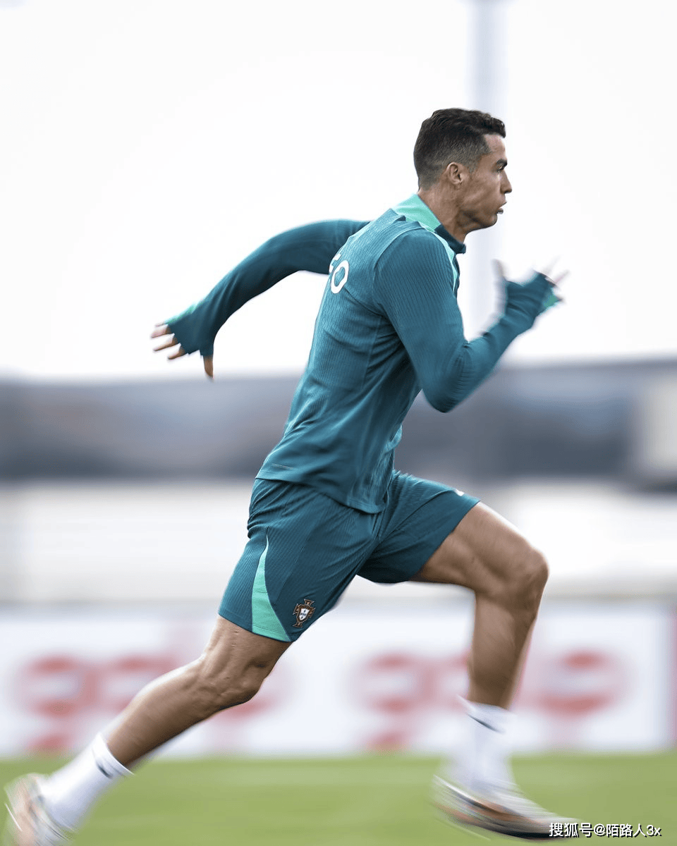 关于欧国联比赛中的意外情况频频发生，球员们需谨慎行事的信息